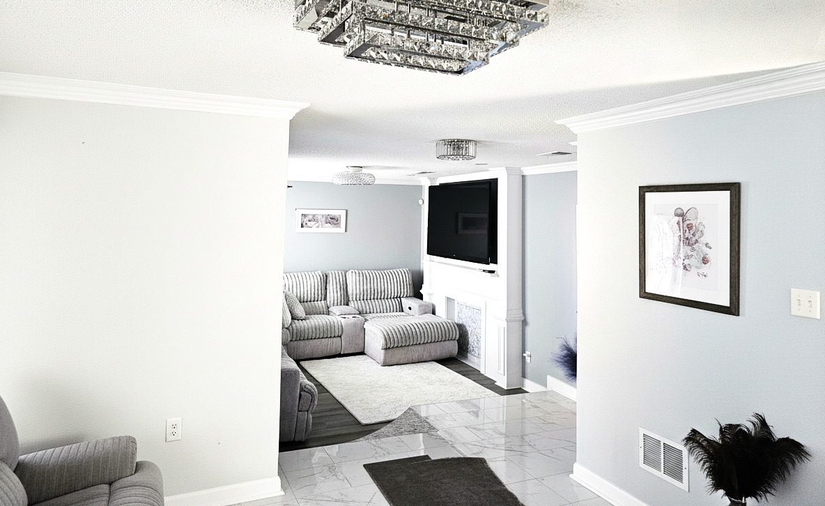 WhiteRoom001